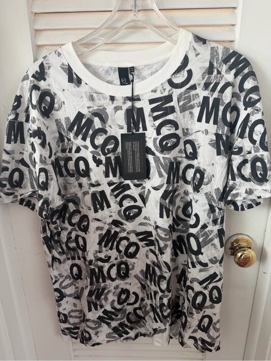 Alexander McQueen Other - Alexander McQueen White T-Shirt with Black All-Over MCQ Print